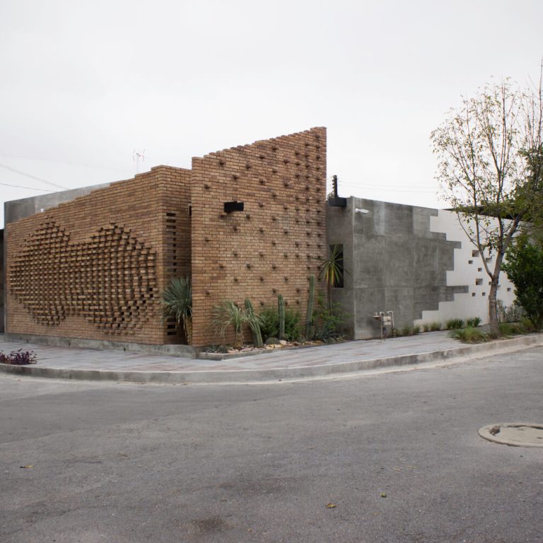 Casa Papagayo en Nuevo León por Ariel Valenzuela + Diego Ledesma - Fotografía de Arquitectura - El Arqui MX