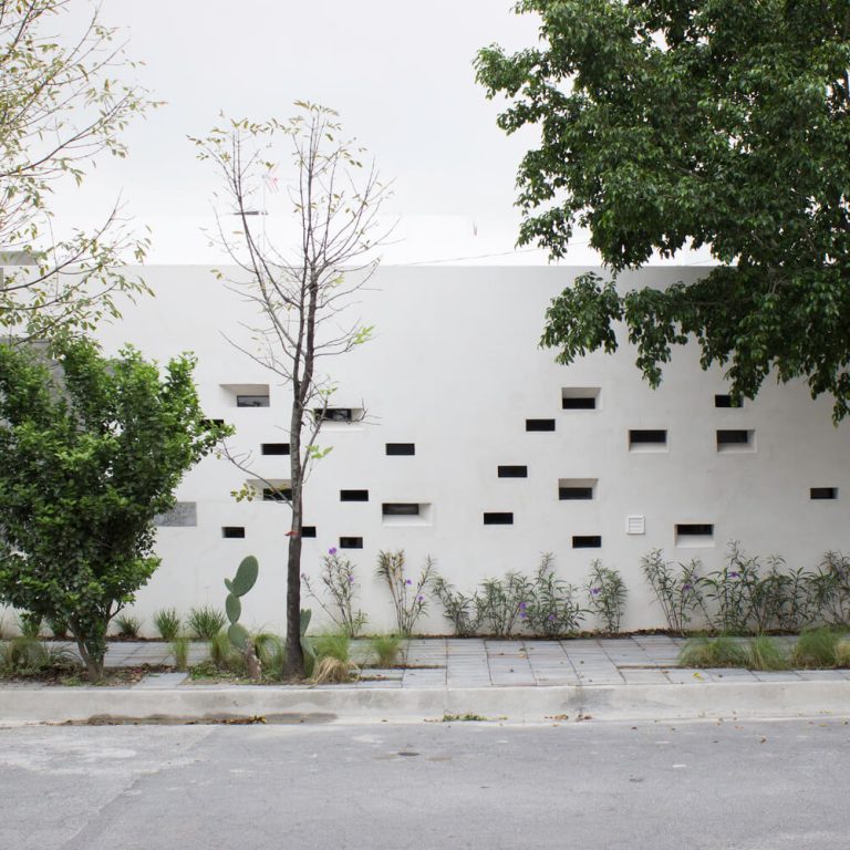 Casa Papagayo en Nuevo León por Ariel Valenzuela + Diego Ledesma - Fotografía de Arquitectura - El Arqui MX