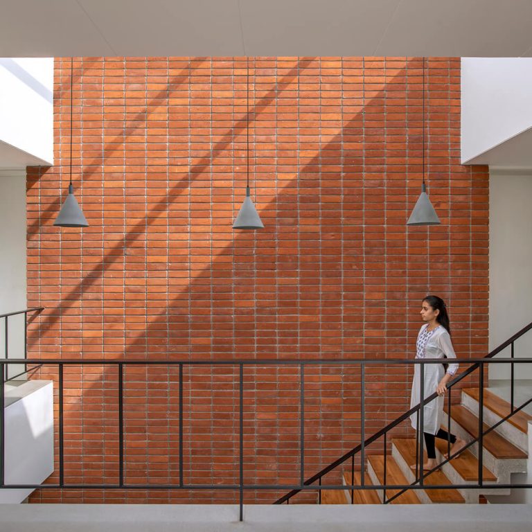 Casa Patio Central en la India por TRAANSPACE - Fotografía de Arquitectura - El Arqui MX