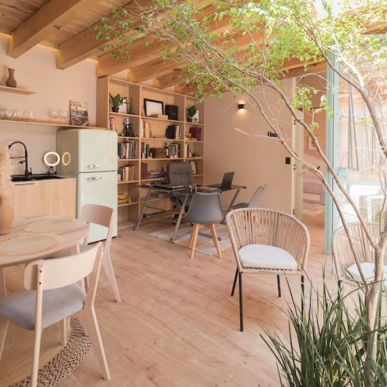 Casa Pedregal 15: Un refugio de luz y diseño en Jesús María, Jalisco