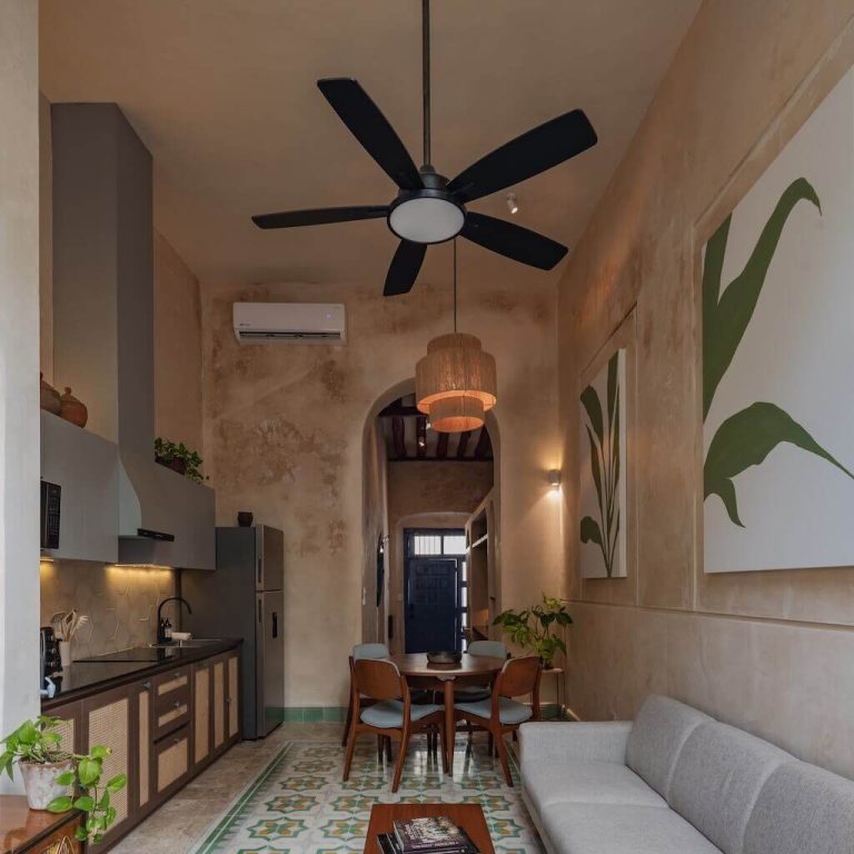 Casa Pistache: Restauración Contemporánea en el Centro Histórico de Campeche