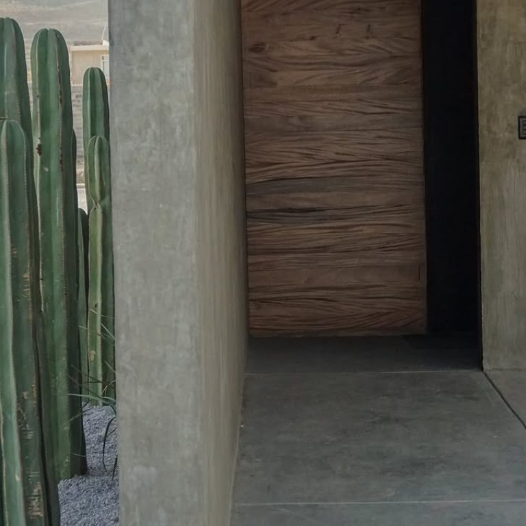 Casa R-31 por ELMNTOS arquitectura