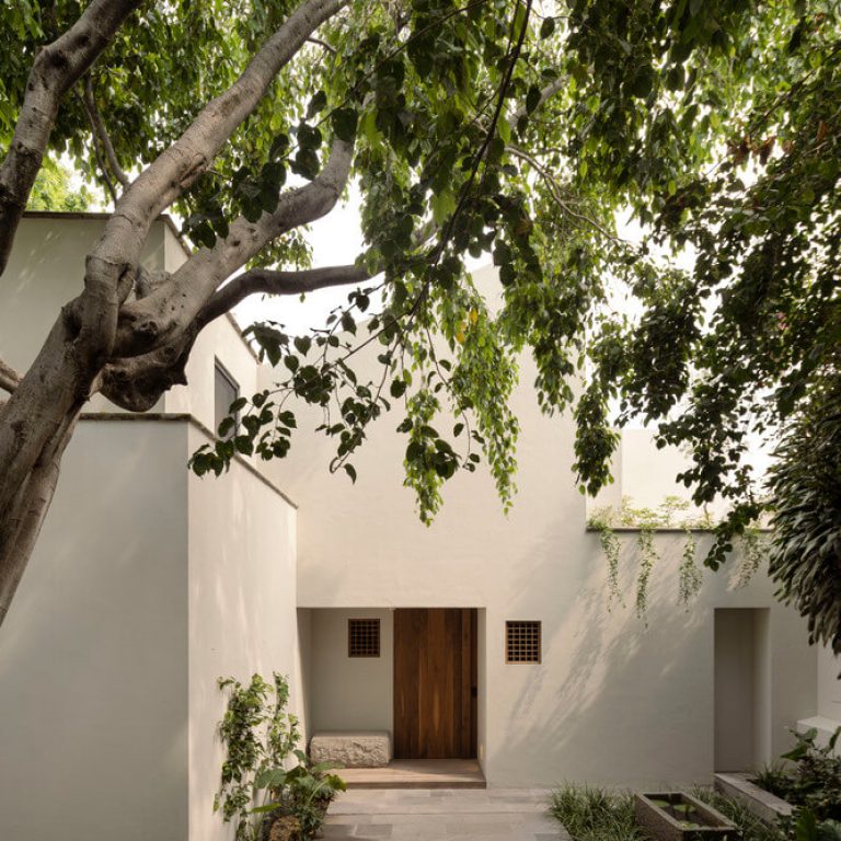 Casa R4 en Jalisco: Renovación Residencial de Lujo en Zapopan