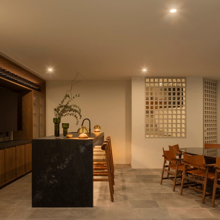 Casa R4 en Jalisco: Renovación Residencial de Lujo en Zapopan