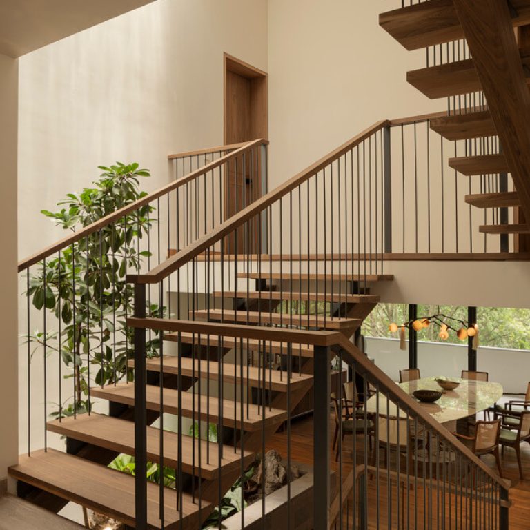 Casa R4 en Jalisco: Renovación Residencial de Lujo en Zapopan