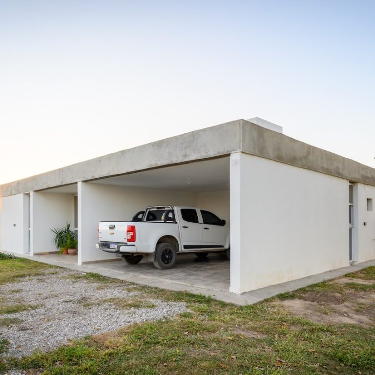 Casa RDA en Argentina por Tomás Gastaldi Arquitecto