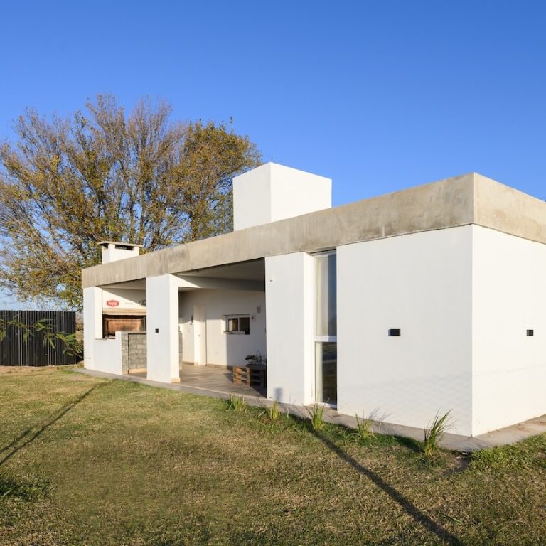 Casa RDA en Argentina por Tomás Gastaldi Arquitecto