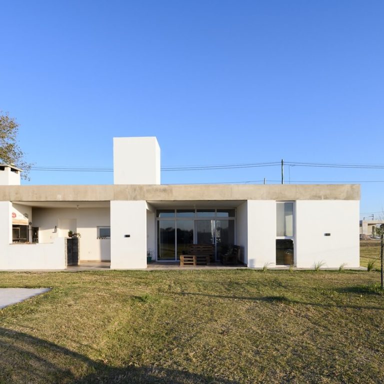 Casa RDA en Argentina por Tomás Gastaldi Arquitecto