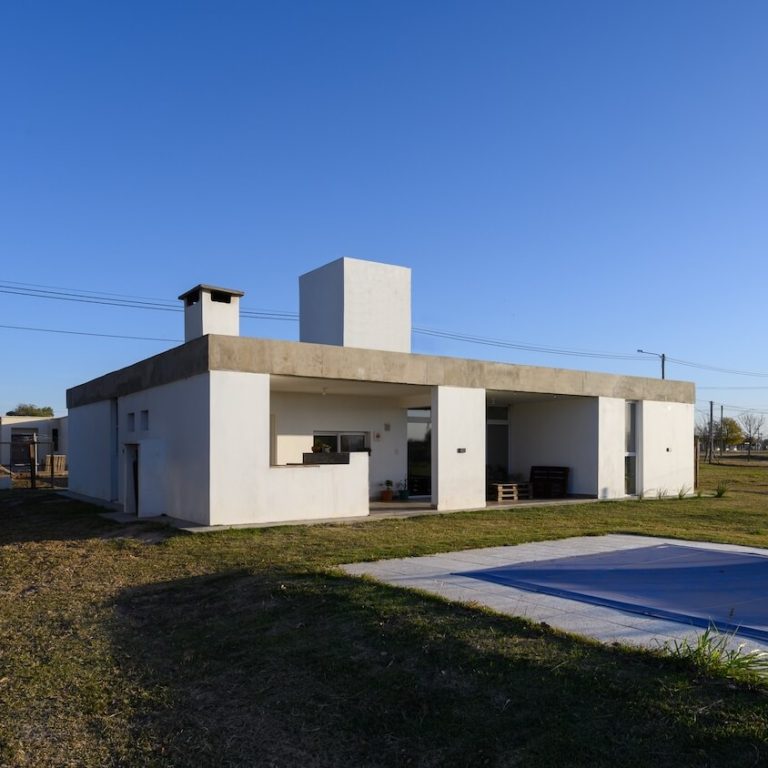 Casa RDA en Argentina por Tomás Gastaldi Arquitecto