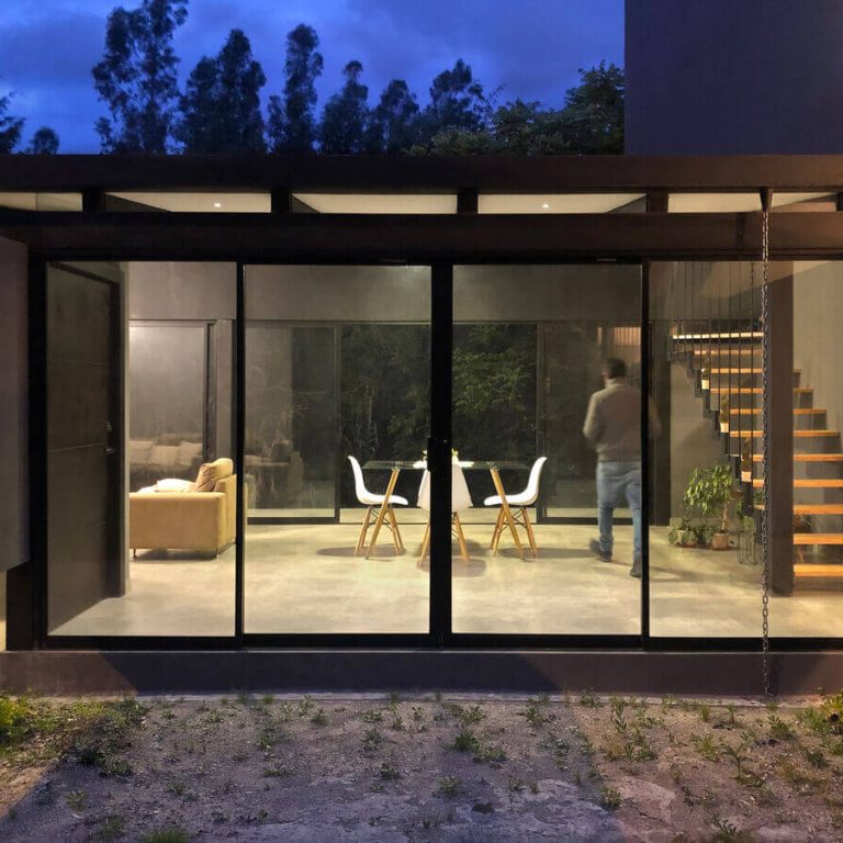 Casa Ramas y Rocas en Ecuador