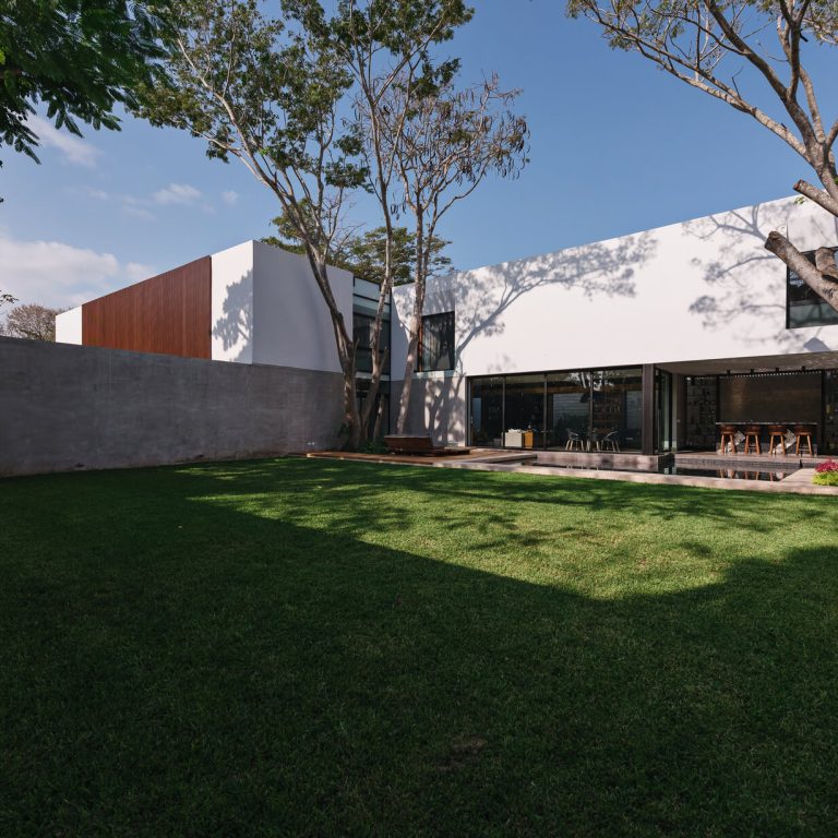 Casa Rayada en Yucatán por Boide Studio - Fotografía de Arquitectura - El Arqui MX