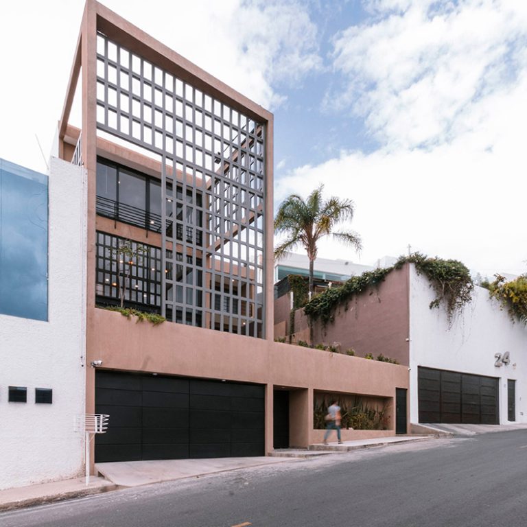 Casa San Juan 22 en Querétaro por PLAAN ARQUITECTURA - Fotografía de Arquitectura - El Arqui MX