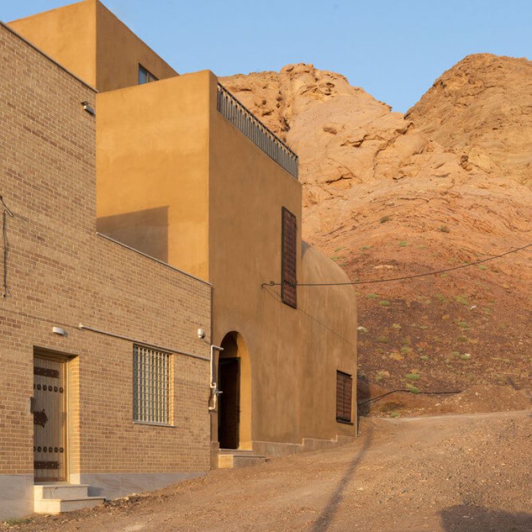 Casa Separo por HYPERTEXT ARCHITECTURE STUDIO