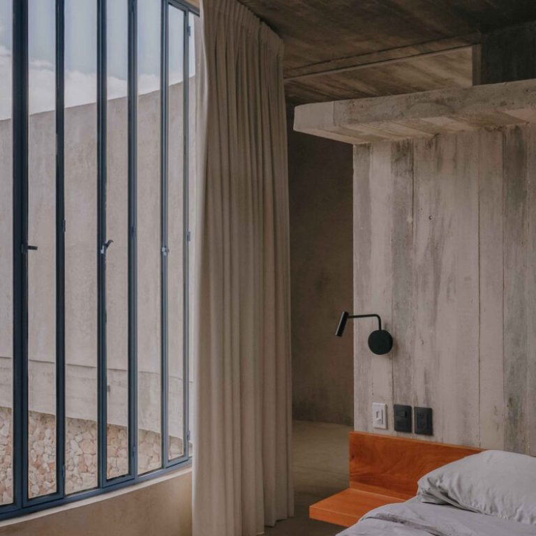Casa Soskil por Ludwig Godefroy Architecture
