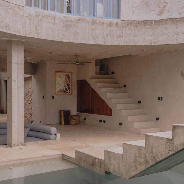 Casa Soskil por Ludwig Godefroy Architecture