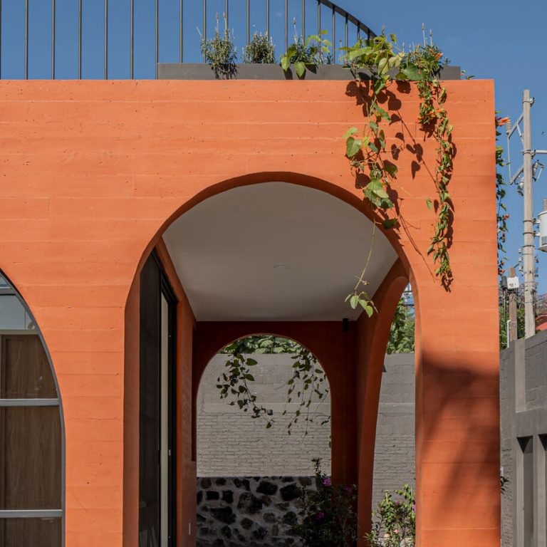 Casa Tampico: Arquitectura Contemporánea y Tradición en Morelos