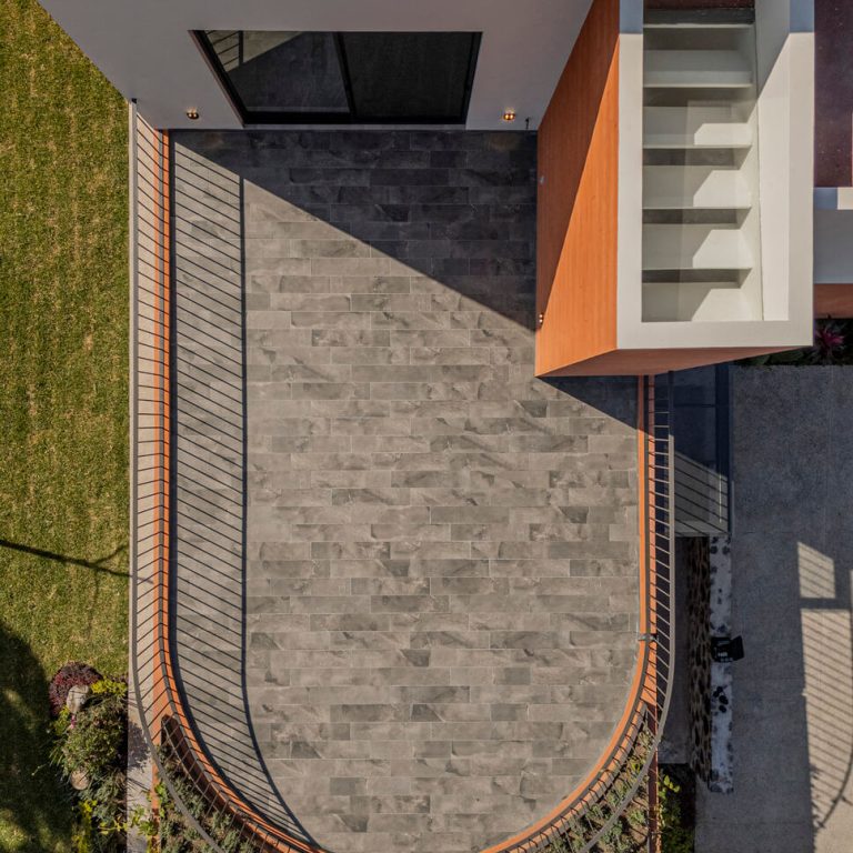Casa Tampico: Arquitectura Contemporánea y Tradición en Morelos