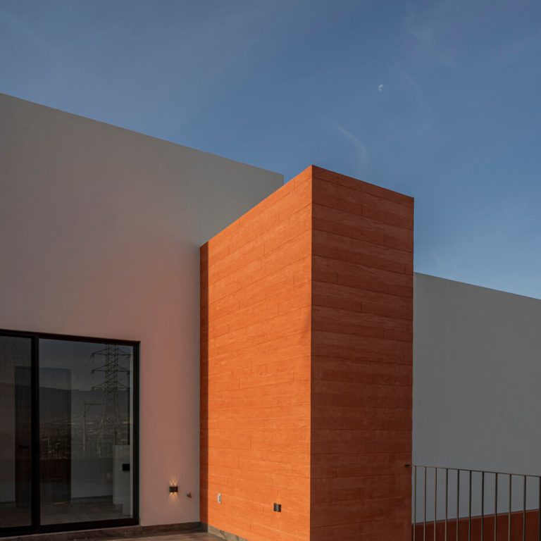Casa Tampico: Arquitectura Contemporánea y Tradición en Morelos