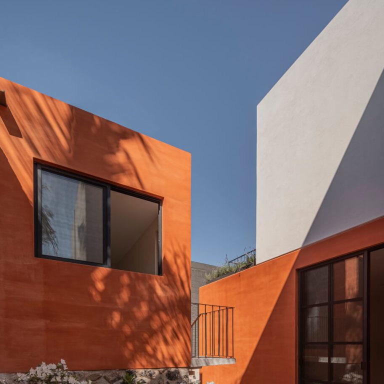 Casa Tampico: Arquitectura Contemporánea y Tradición en Morelos