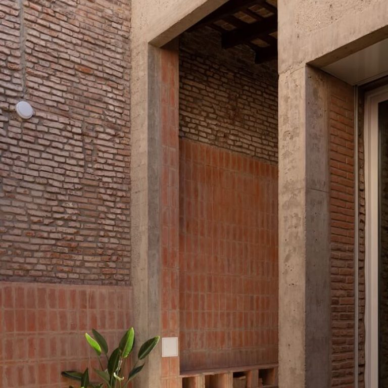 Casa Thames en Argentina