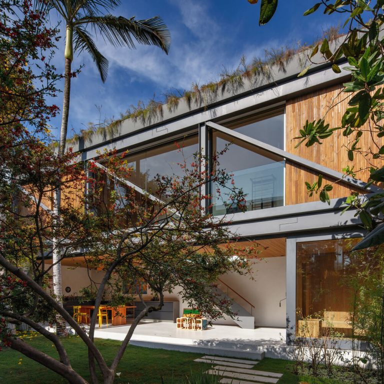 Casa Treliça en Brasil por Terra Capobianco + Galeria Arquitectos - Fotografía de Arquitectura