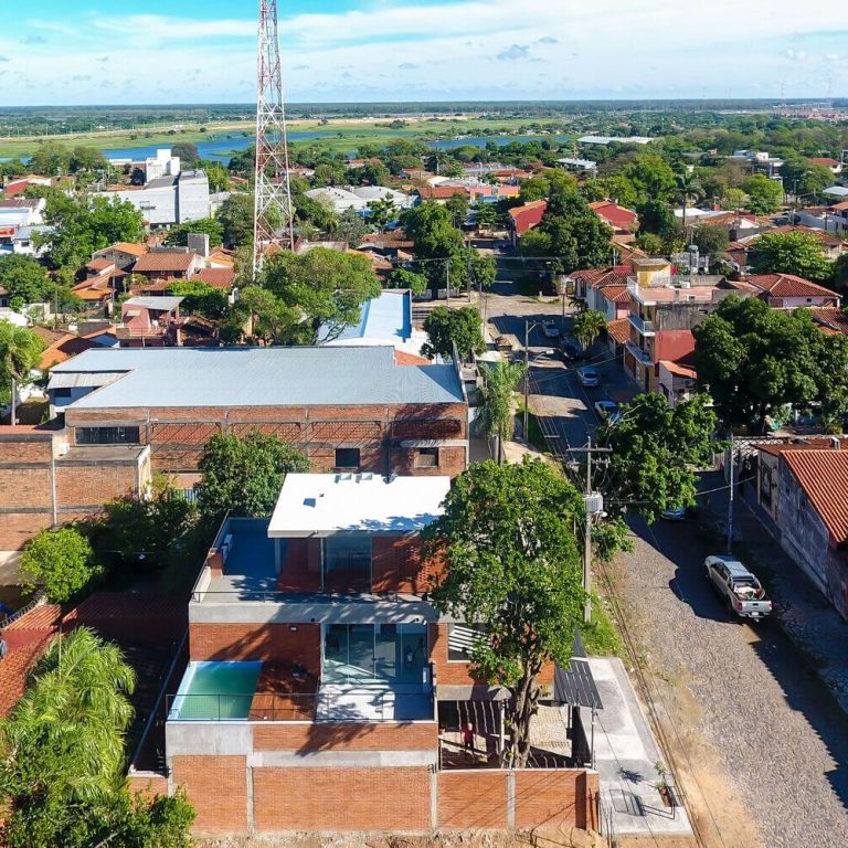 Casa Triplex Yvapovõ en Paraguay por Biocons Arquitectos - Fotografía de Arquitectura - El Arqui MX