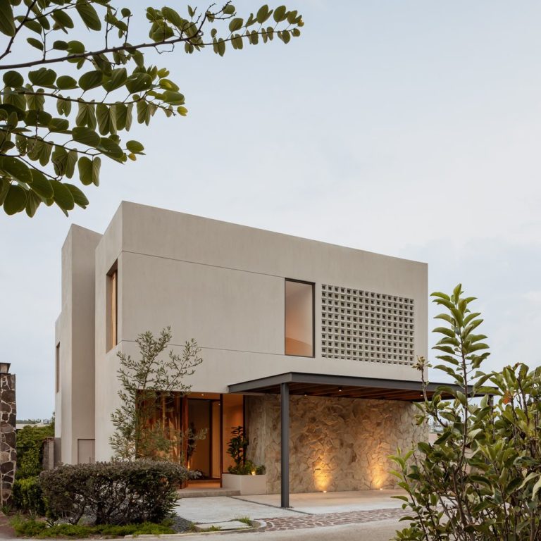 Casa UNO por TORU Arquitectos