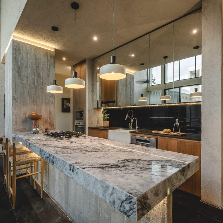 Casa Umbral por Taller estilo arquitectura