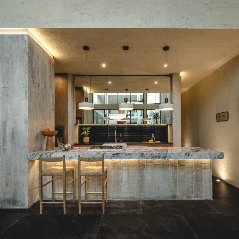 Casa Umbral por Taller estilo arquitectura