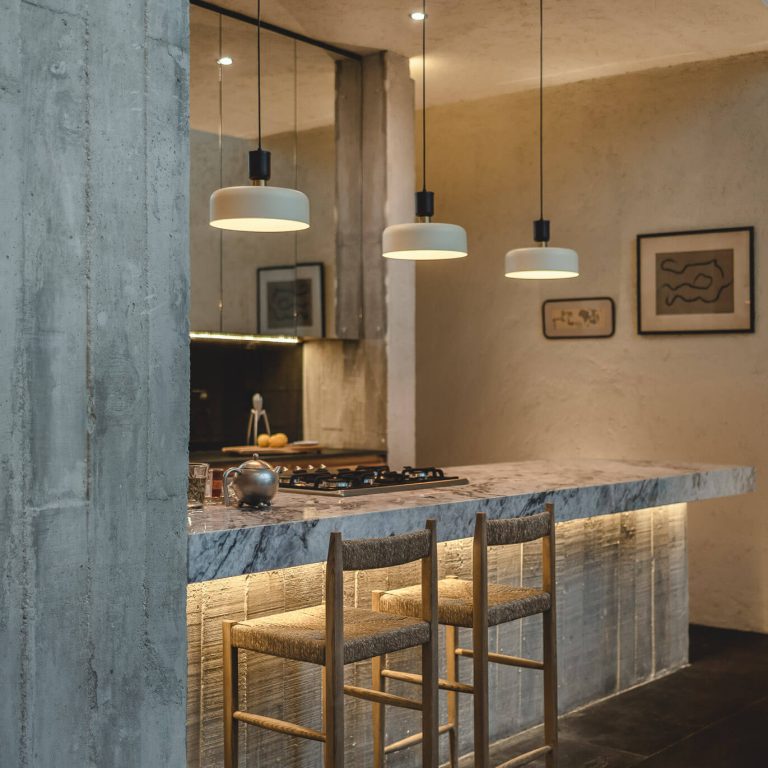 Casa Umbral por Taller estilo arquitectura