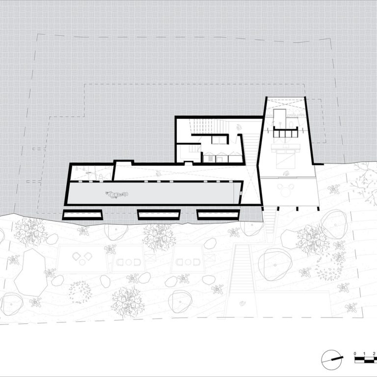 Planos Arquitectónicos. Planimetria de Casa Uno en Ensenada: Plantas, Fachadas y Cortes. Arquitectura Escalonada en Baja California