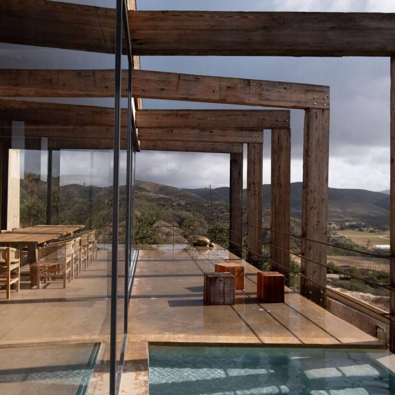 Casa Uno en Ensenada: Arquitectura Escalonada en Baja California / CLACLÁ Taller de Arquitectura