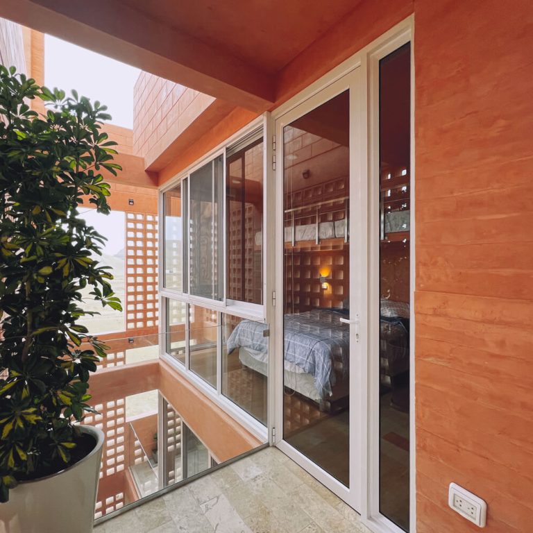Casa V por MÁS Arquitectos Constructores (18)