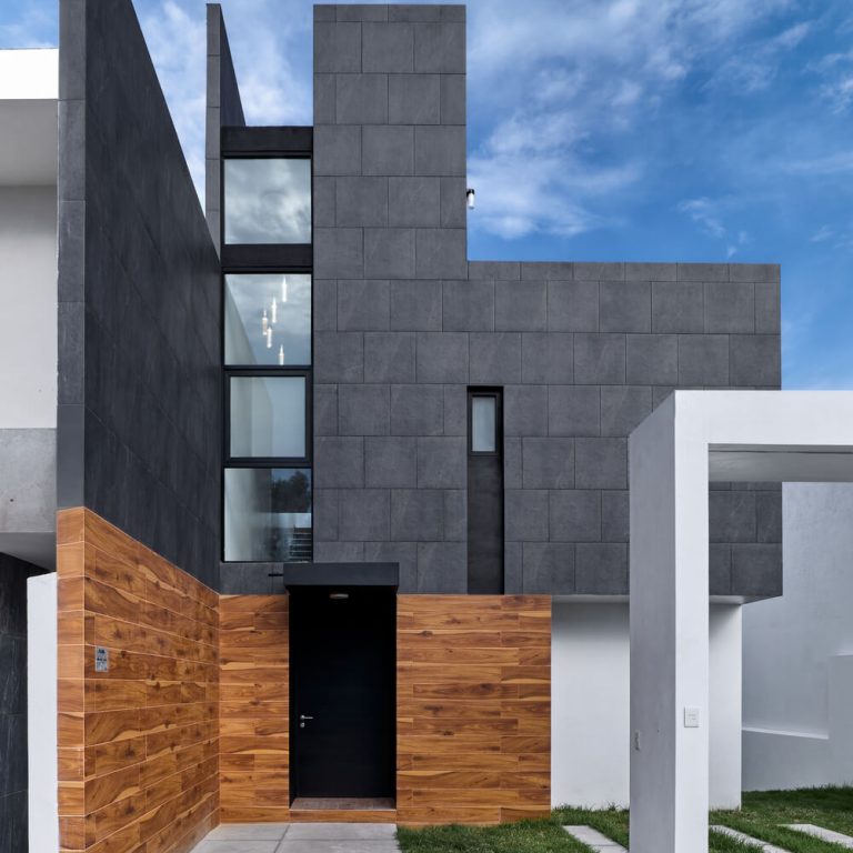 Fachada. Casa V8 por Racma Arquitectura en Estado de México
