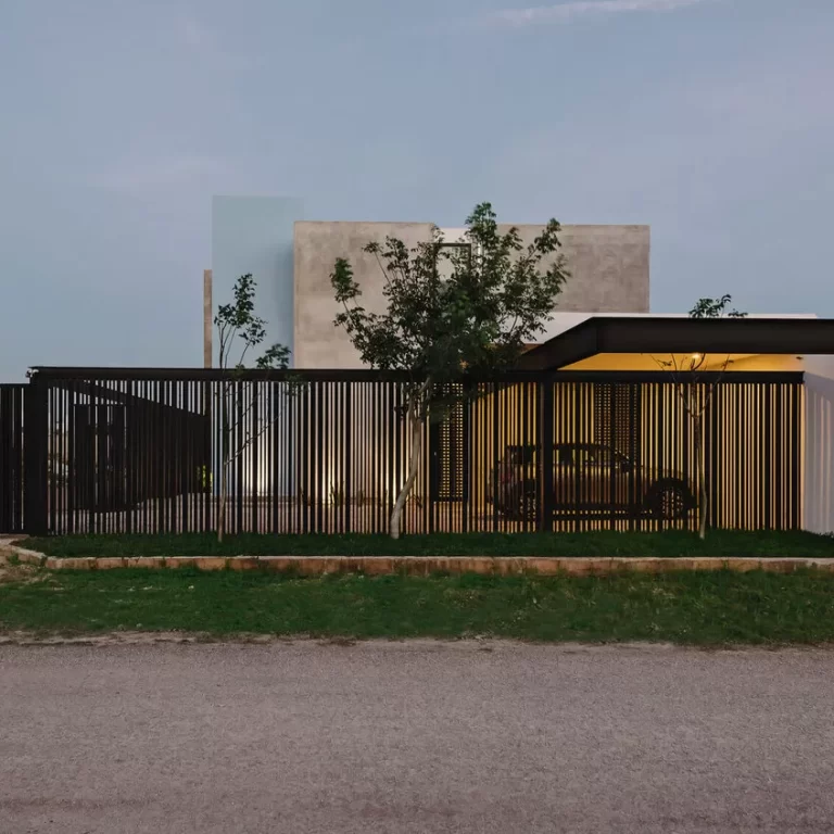 Casa Vertical en Yucatán - Arquitec DC