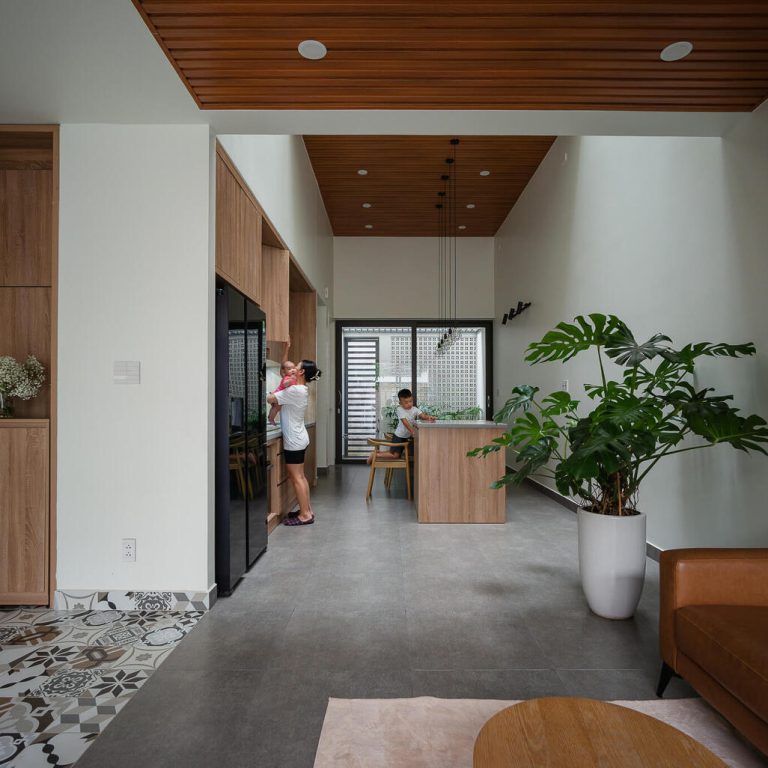 Casa de Mayo en Vietnam