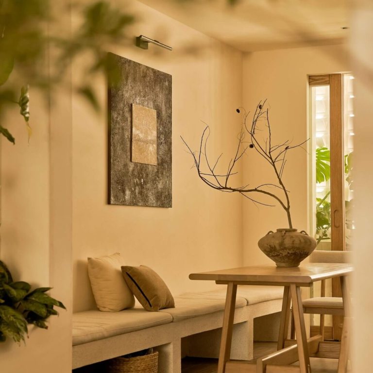 Casa del Pulpo en Vietnam: Diseño Multifuncional por TAR. DISEÑO CHITECT