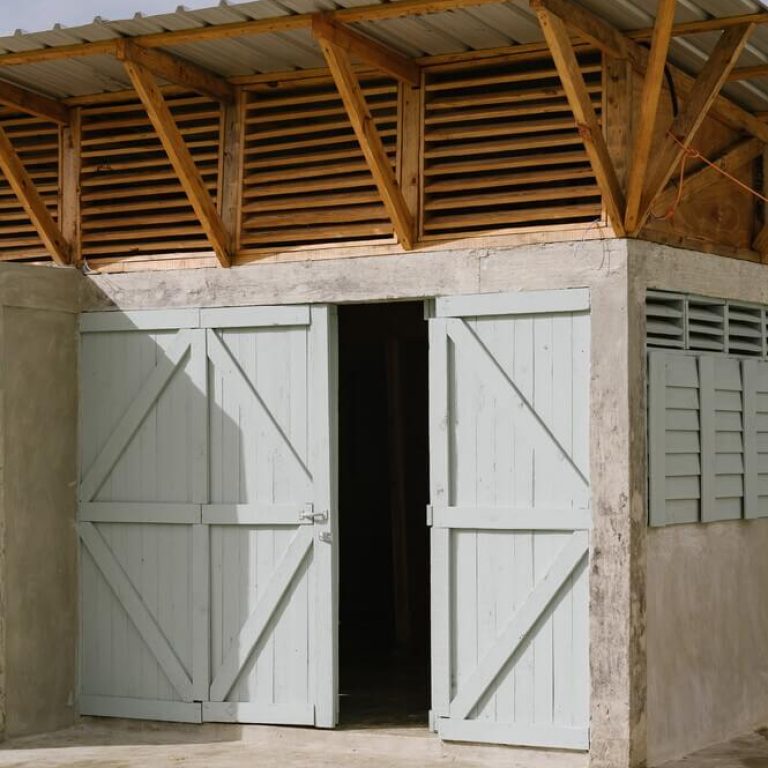 Casa del maestro en República Dominica por Øblicuo