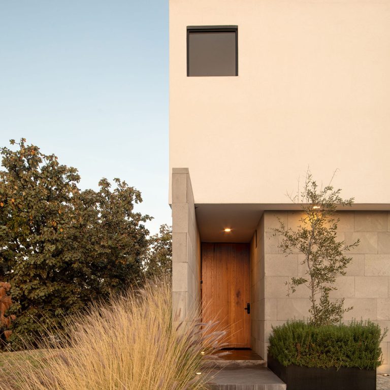 Casa entre arboles por IMA taller de arquitectura