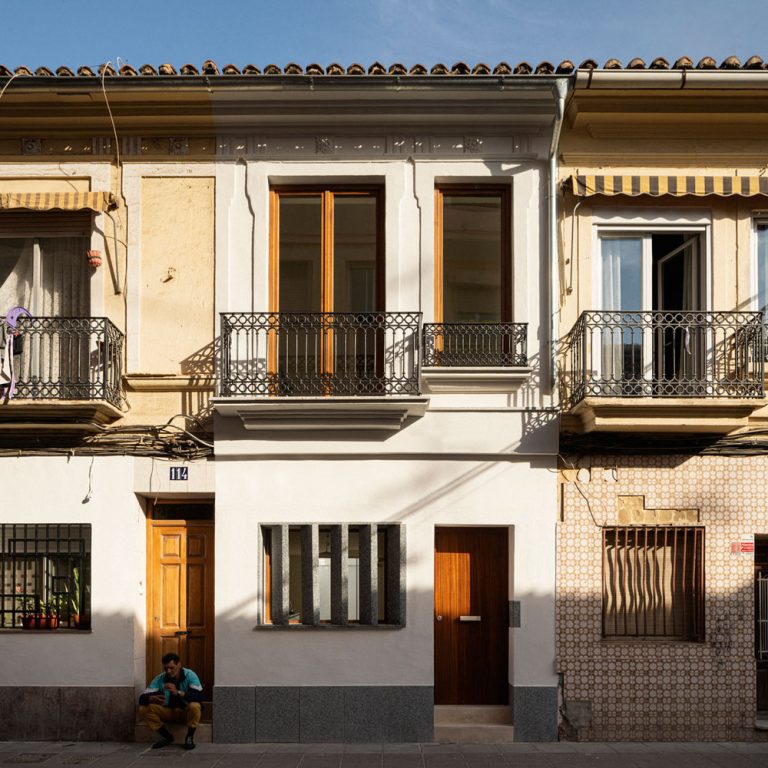 Casa mirasol en España por Iterare Arquitectos