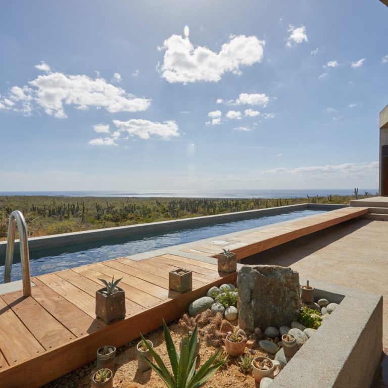 Casa morada escondida por Taller de Terreno en Baja California Sur