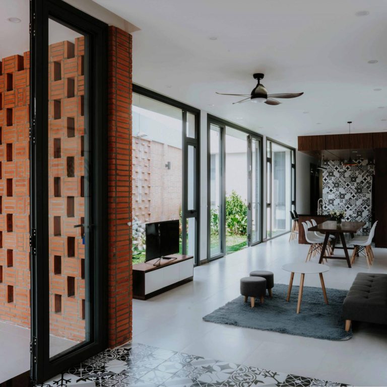 Casa pequeña 01 en Vietnam por 90odesign - Fotografía de Arquitectura - El Arqui MX