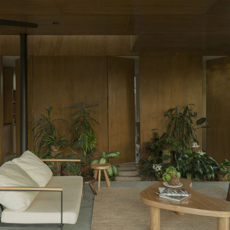 Casa pequeña en San Ber en Paraguay