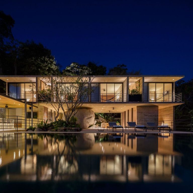 Casa piedra en Guerrero por Taller Gabriela Carrillo - Arquitectura residencial