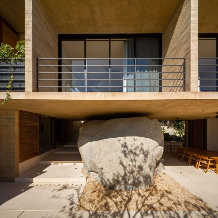 Casa piedra en Guerrero por Taller Gabriela Carrillo - Arquitectura residencial