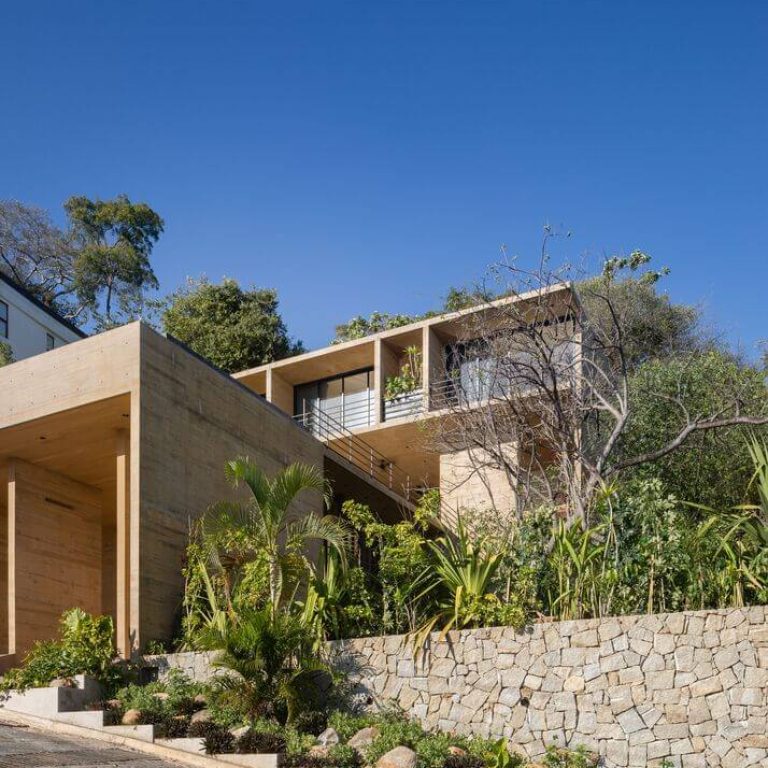 Casa piedra en Guerrero por Taller Gabriela Carrillo - Arquitectura residencial