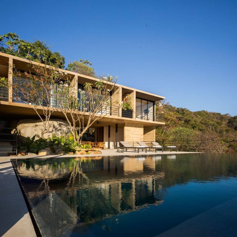 Casa piedra en Guerrero por Taller Gabriela Carrillo - Arquitectura residencial