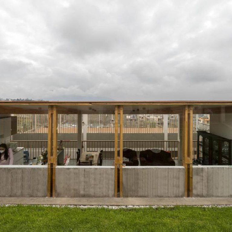 Casa rampa en Ecuador