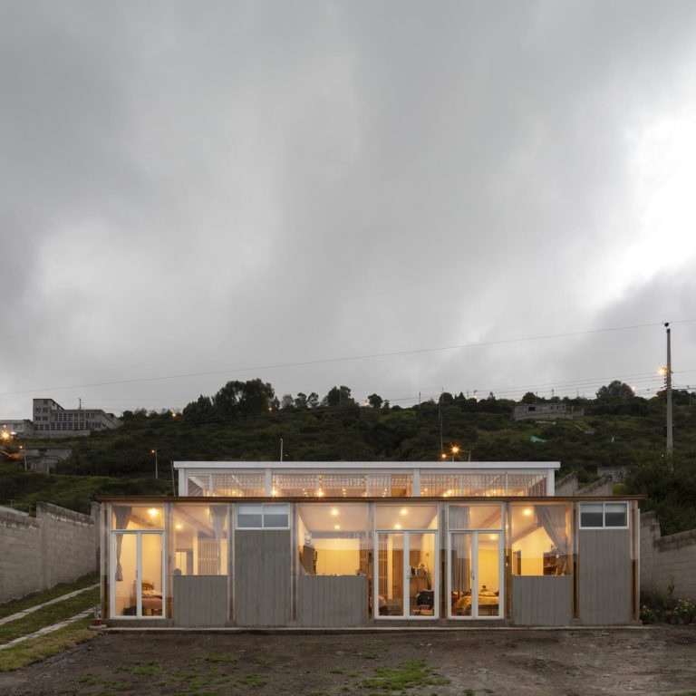 Casa rampa en Ecuador