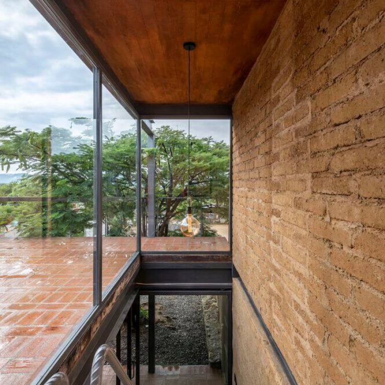 Casa taller Plúmula en Oaxaca por Espacio 18 Arquitectura